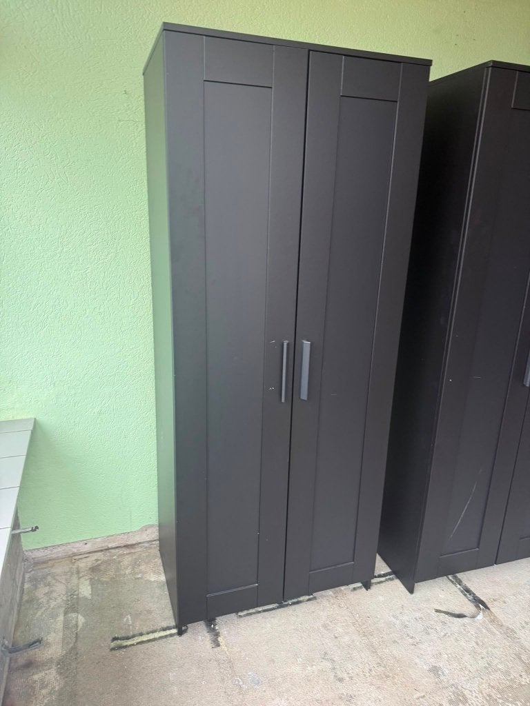 IKEA BRIMNES kledingkast – zwart – 2-deurs, Ophalen, Met deur(en), Gebruikt, 100 tot 150 cm