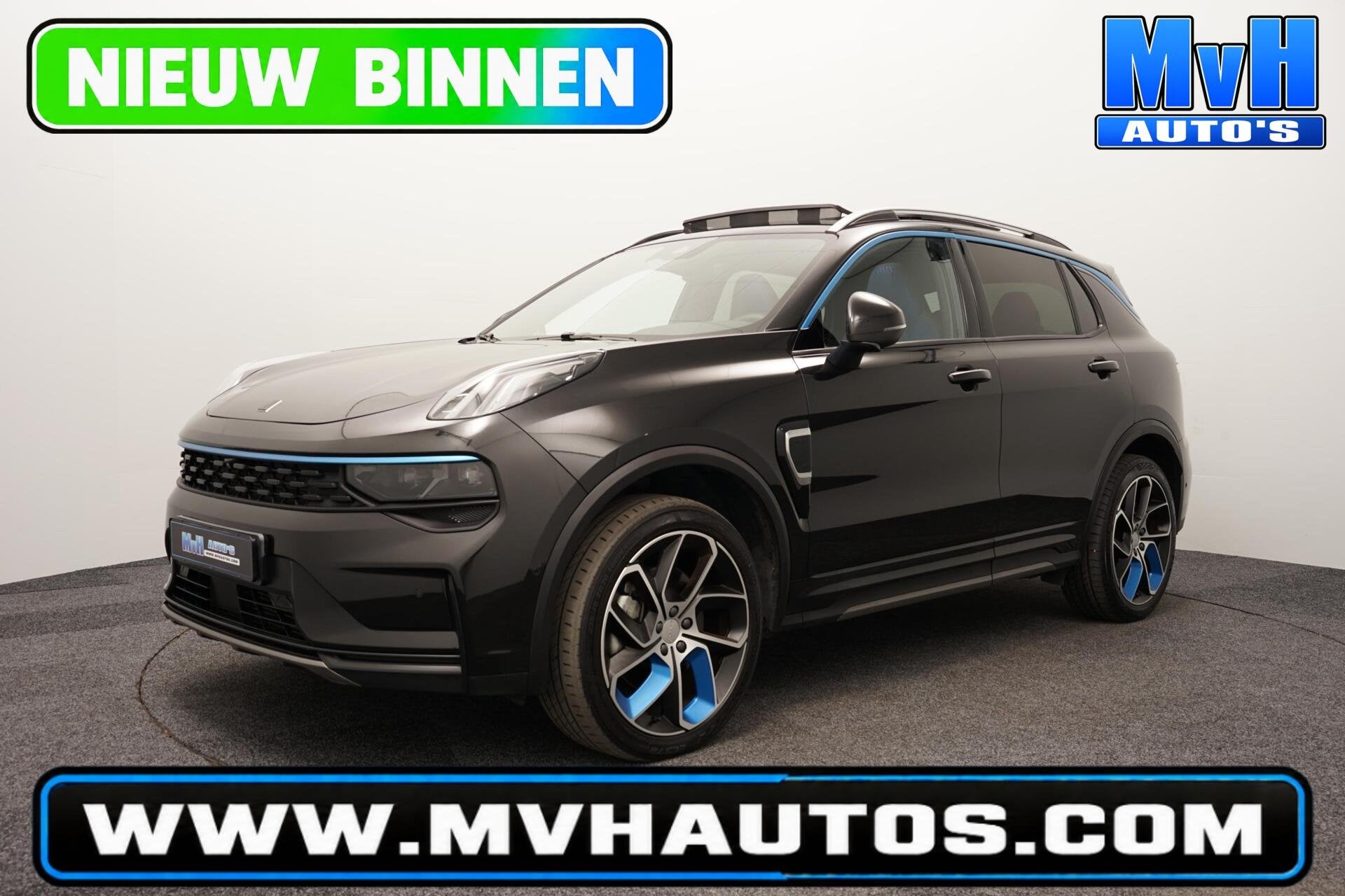 Lynk & Co 01 1.5 PHEV|ZWARTE.HEMEL|360ºCAM|PANO|262PK, Auto's, Stof, Euro 6, Automatische klimaatregeling, Zwart