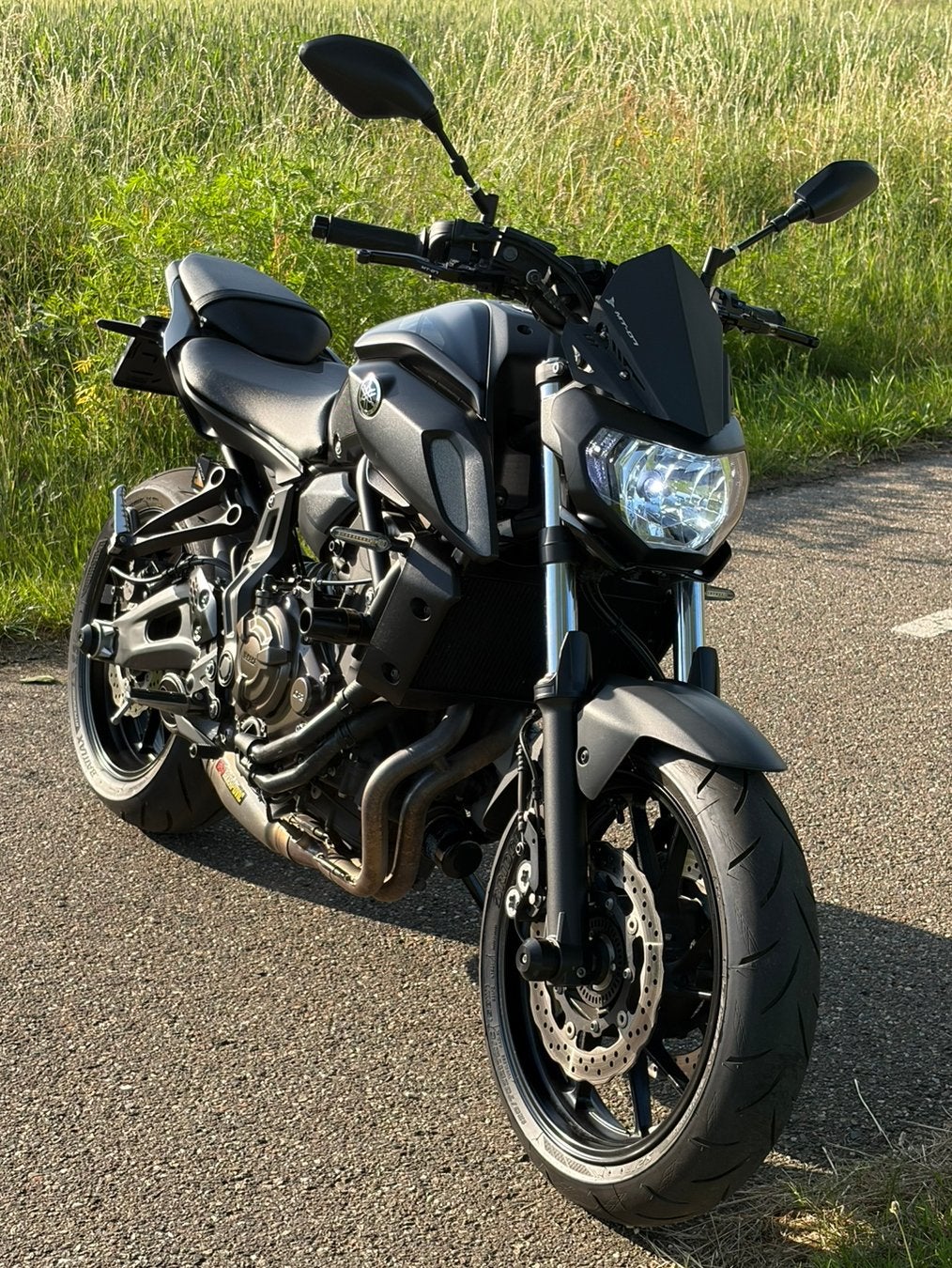 ZOMERKLAAR! Yamaha MT07 | ABS | *Akrapovic* | 55kW |, 2 cilinders, Occasion, Particulier, Meer dan 35 kW
