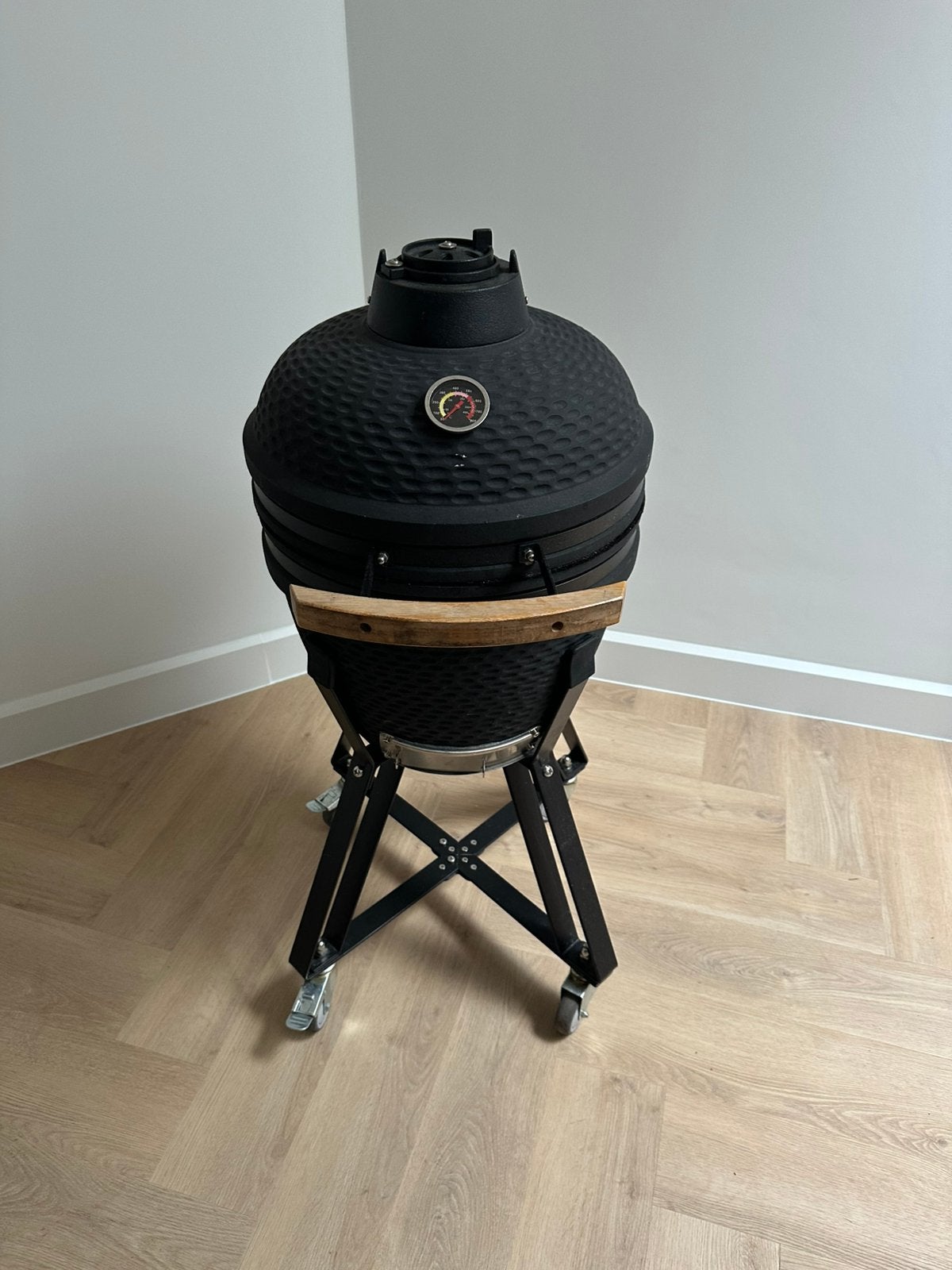 Kamado barbecue - 18 inch - zwart- met onderstel, Ophalen, Nieuw