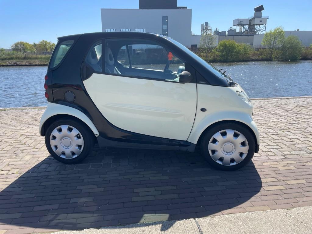 Smart FORTWO Nieuwe apk., Auto's, Smart, Gebruikt, 18 €/maand, 61 pk, Zwart