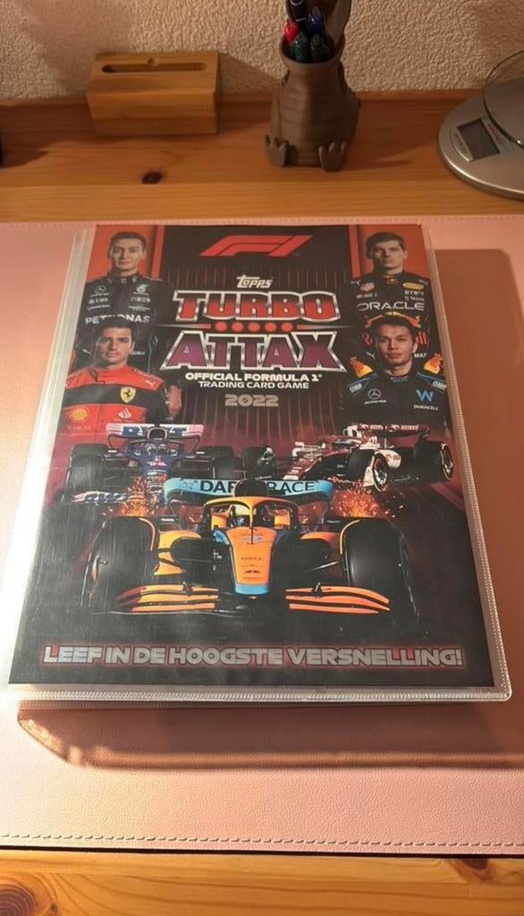 Topps Tutbo Attax 2022, Ophalen of Verzenden, Zo goed als nieuw, Meerdere plaatjes