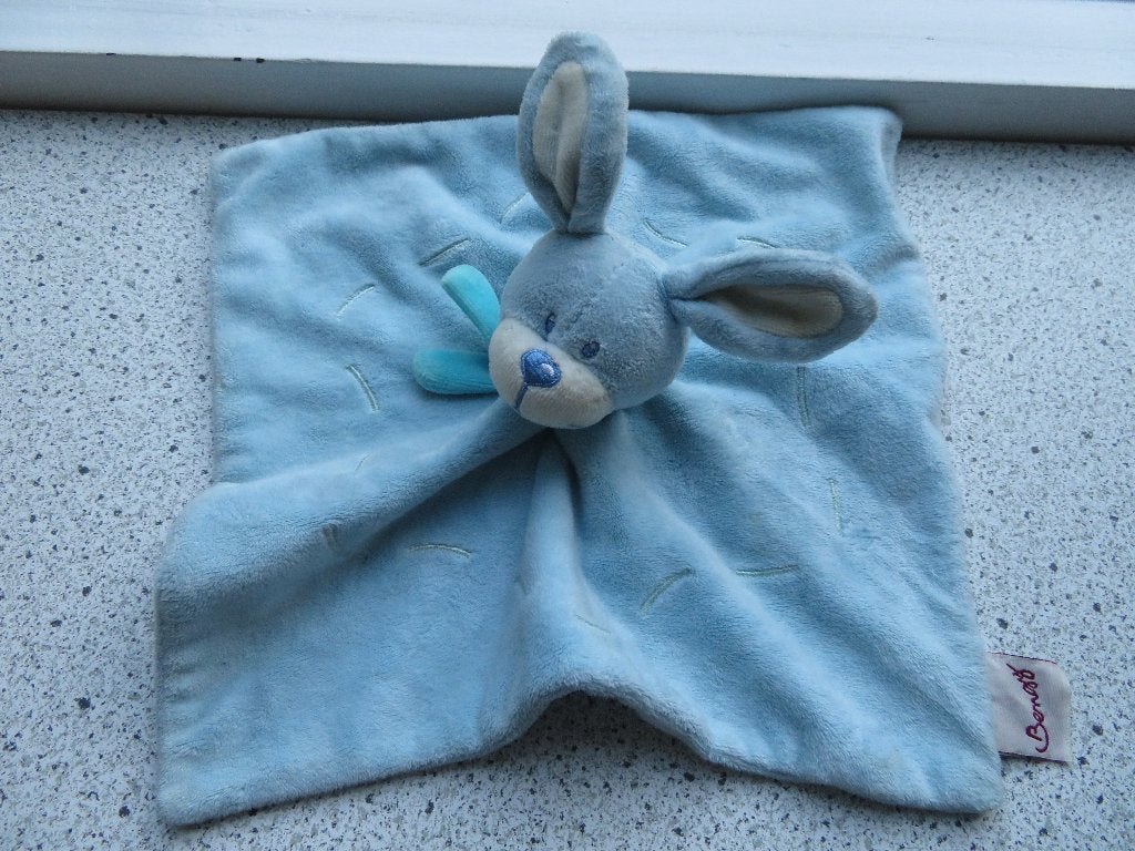 Knuffeldoek konijn merk Bengy uit 2006 blauw velours, Blauw, Konijn, Ophalen of Verzenden, Zo goed als nieuw