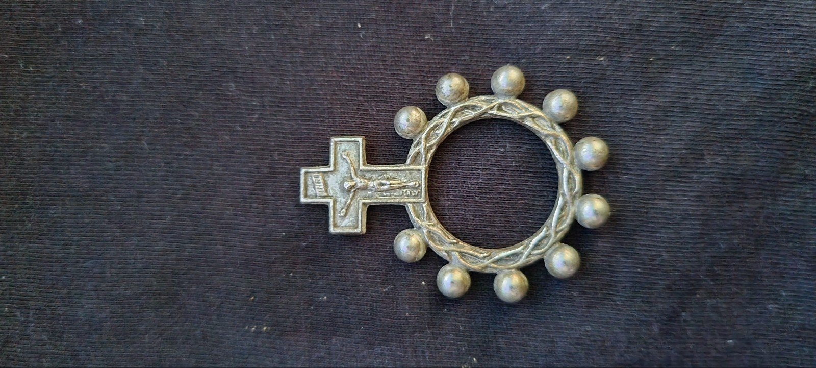 Diverse religieuze kruizen en rozenkransring, Ophalen of Verzenden
