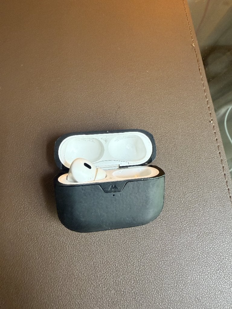 Apple AirPods Pro 2 (Left Earbud) + Charging Case, Ophalen, In gehoorgang (in-ear), Apple, Wit