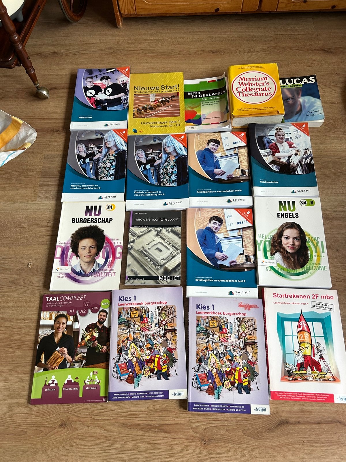 Diverse schoolboeken voor MBO en voortgezet onderwijs, Ophalen, Gelezen, VMBO, Overige vakken