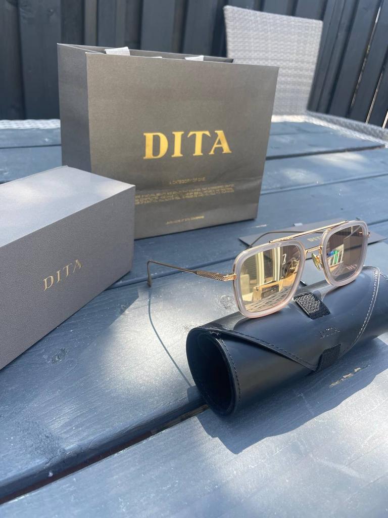 Dita flight 006, Sieraden, Tassen en Uiterlijk, Zonnebrillen en Brillen | Heren, Ophalen of Verzenden, Zo goed als nieuw, Overige kleuren