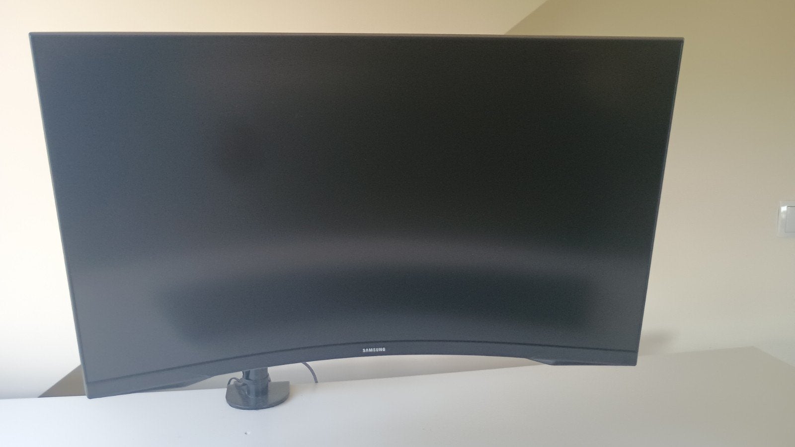 Samsung Odyssey G5 LC32G55TQWUXEN Curved Gaming Monitor, 101 t/m 150 Hz, Curved, VA, Zo goed als nieuw