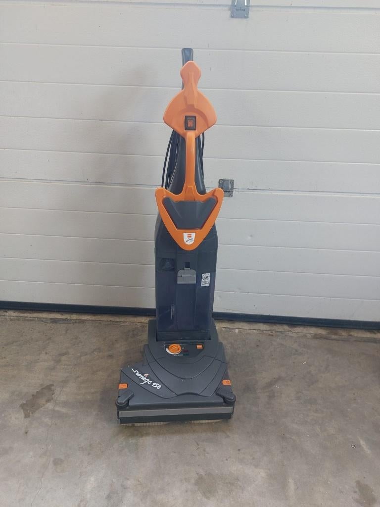 Taski 150 E Schrobzuigmachine, Doe-het-zelf en Verbouw, Reinigingsmachines, Ophalen of Verzenden, Gebruikt, Schrobmachine