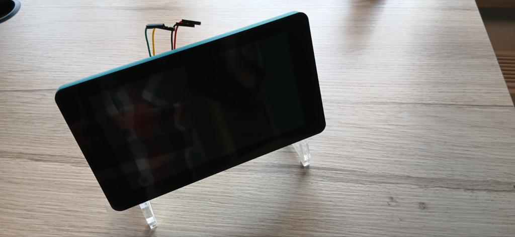 Raspberry pi 7 inch touchscreen display + behuizing, Hobby en Vrije tijd, Elektronica-componenten, Ophalen of Verzenden