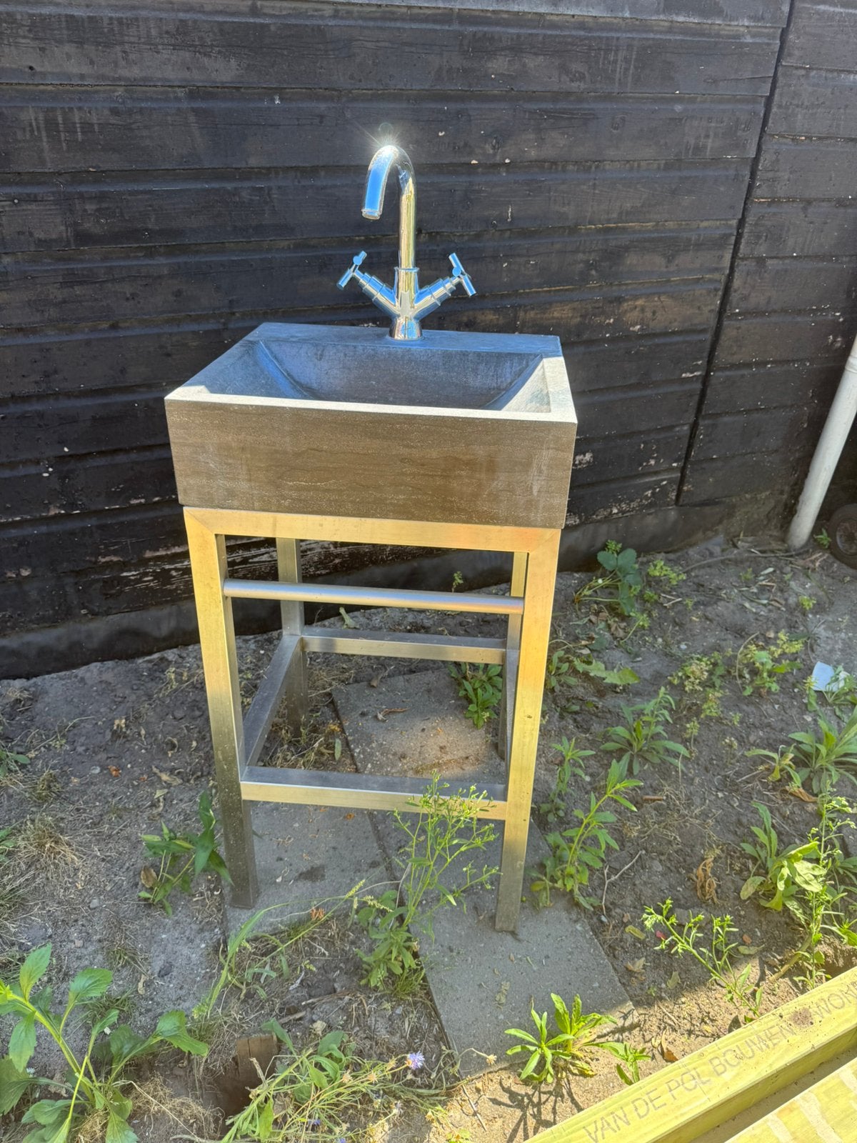 Stenenwasbak met stalen frame, Ophalen, Overige typen, 50 tot 100 cm, Zo goed als nieuw