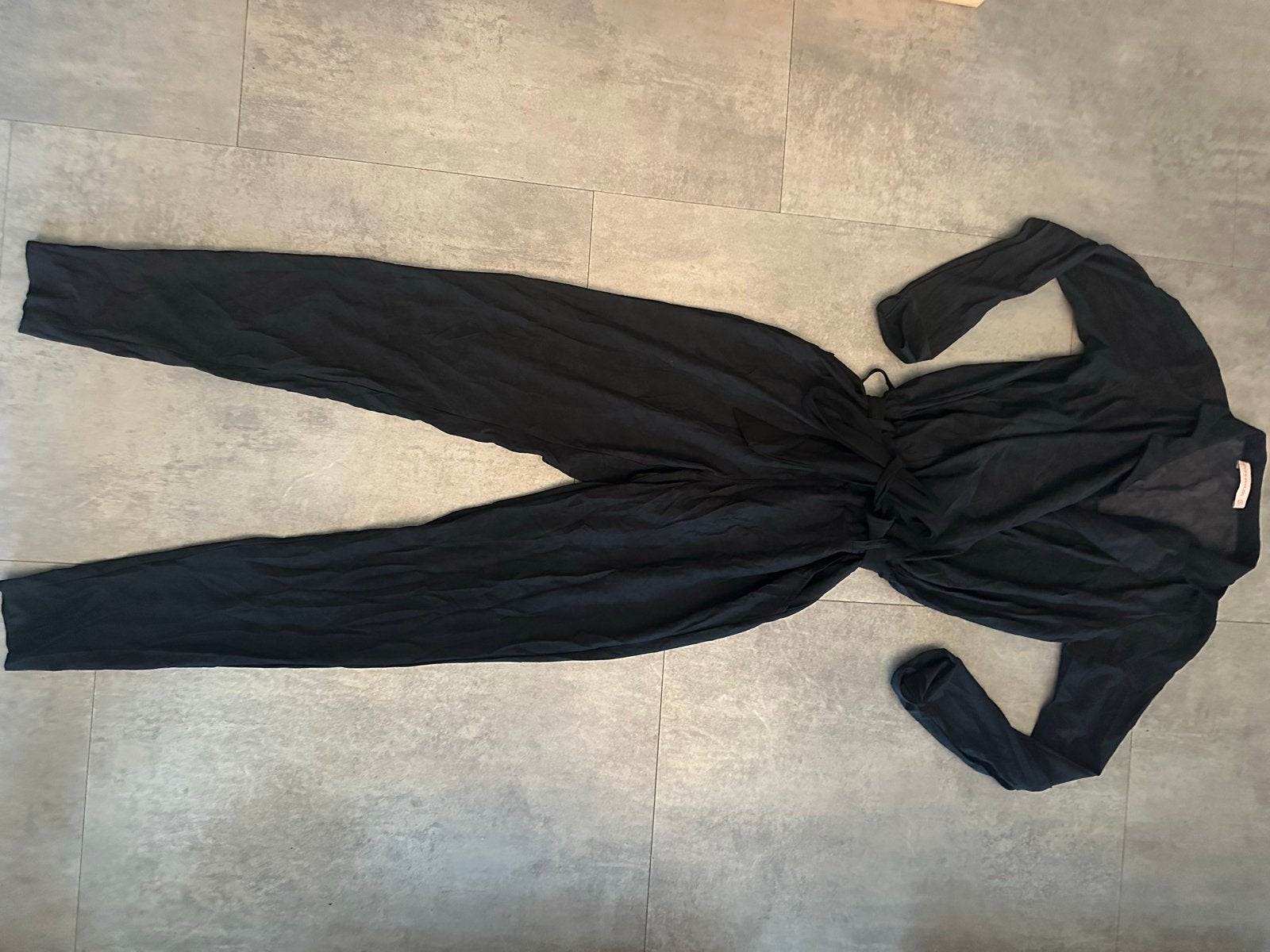 Studio Anneloes travelstof Suède Look Jumpsuit Zwart Maat S, Kleding | Dames, Jumpsuits, Studio Anneloes, Zwart, Ophalen of Verzenden