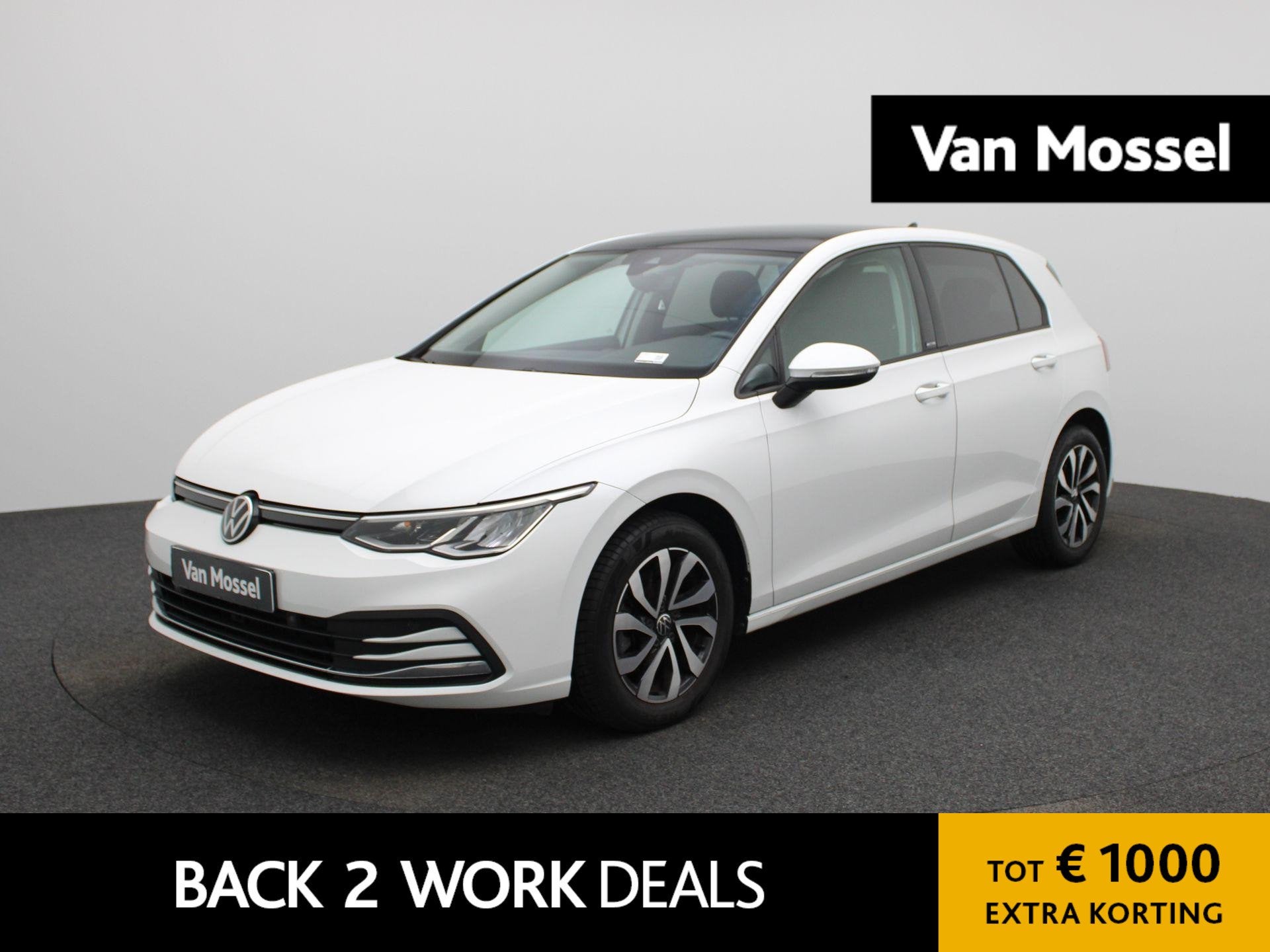 Volkswagen Golf 1.0 eTSI Life | Automaat | Panorama dak | Vi