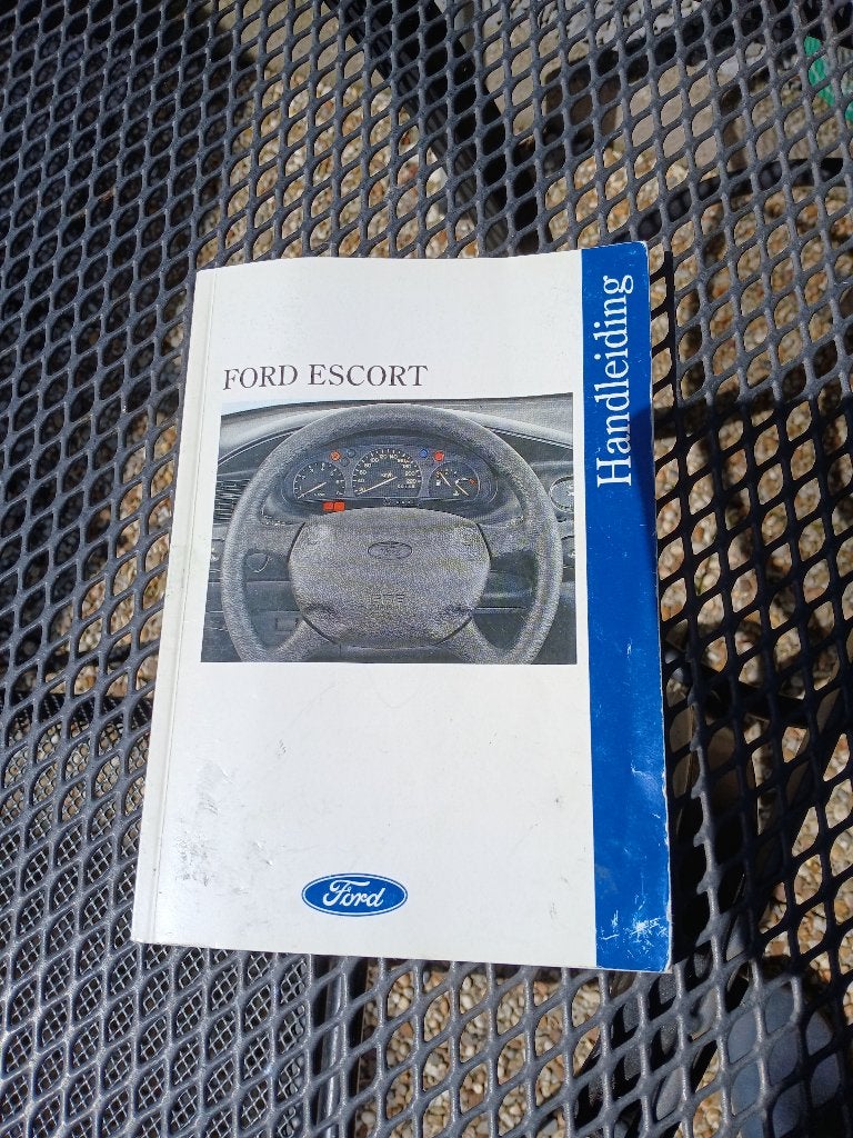 Handleiding Ford Escort 1996, Gelezen, Ford, Ophalen of Verzenden, Ford