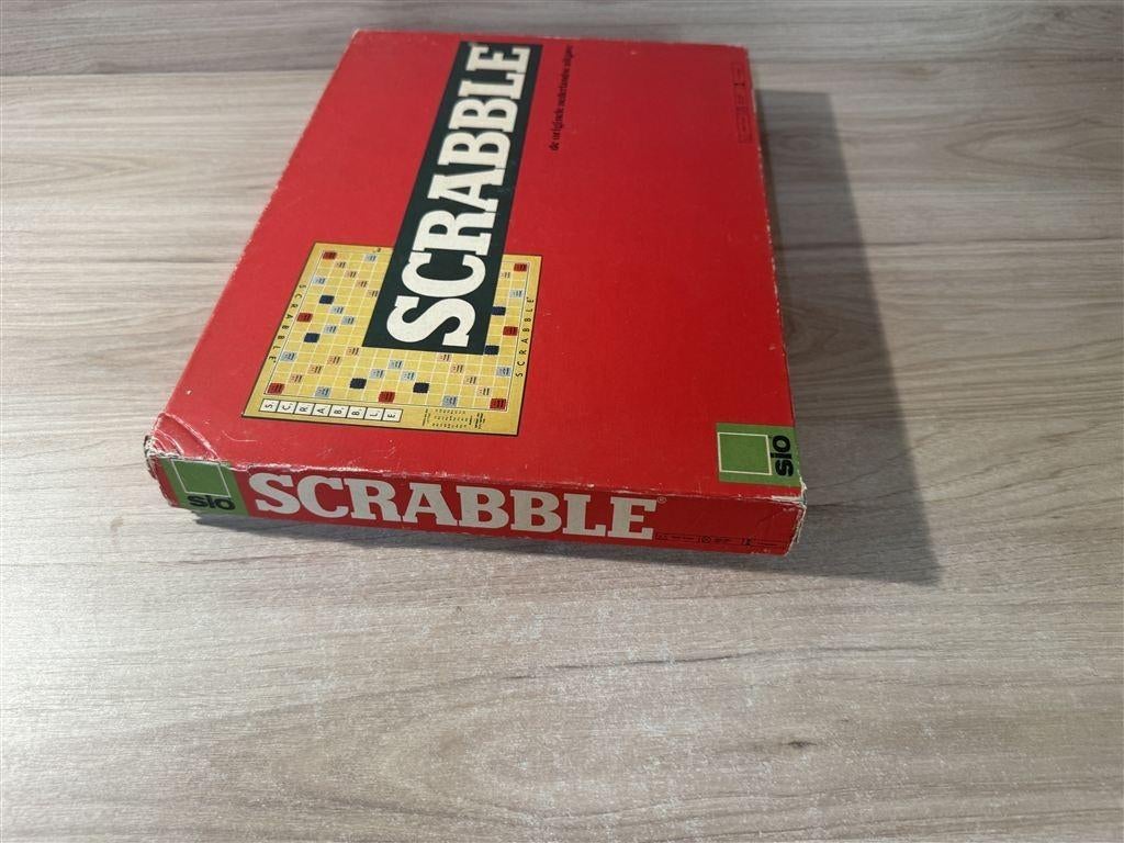 Scrabble rode doos Sio - s6065, Hobby en Vrije tijd, Gezelschapsspellen | Bordspellen, Verzenden, Zo goed als nieuw