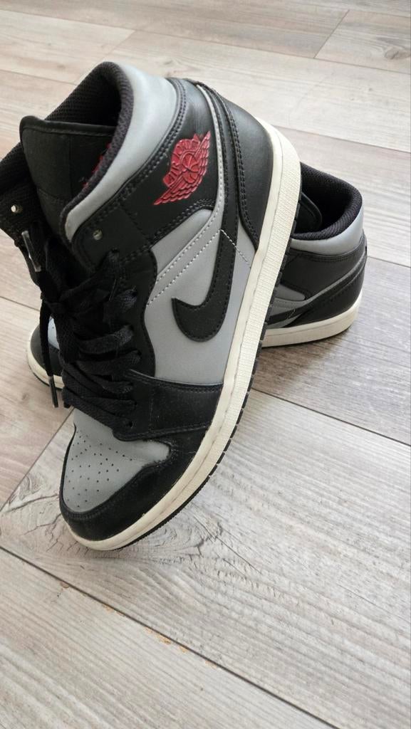 Nike Air Jordan 1 Mid Sneakers Shadow Red Maat 43, Nike Air Jordan, Ophalen of Verzenden, Rood, Sneakers of Gympen