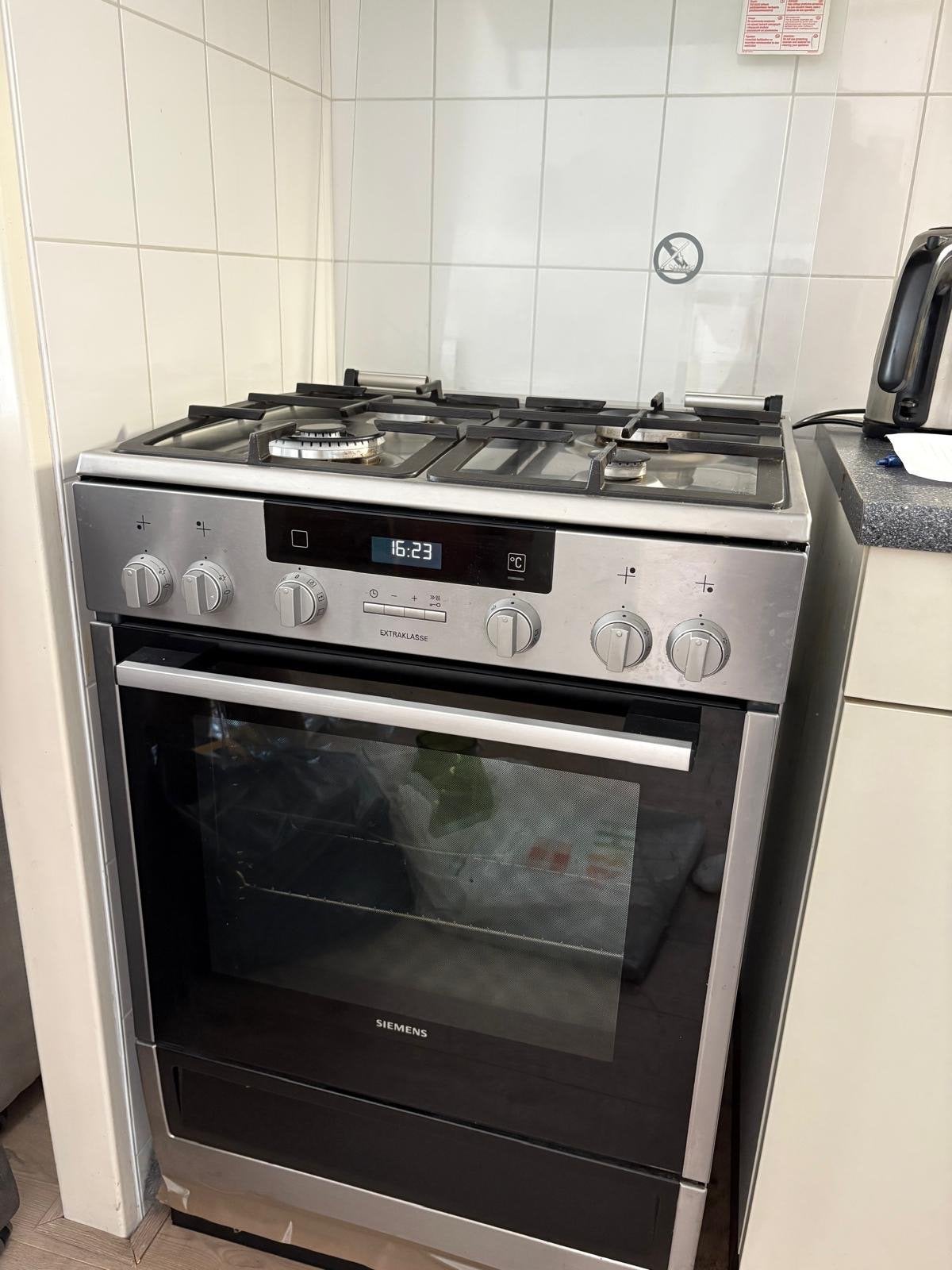 Siemens Vrijstaand Gasfornuis met Oven 60x60x96 cm, Ophalen, Gebruikt, Hete lucht, 60 cm of meer