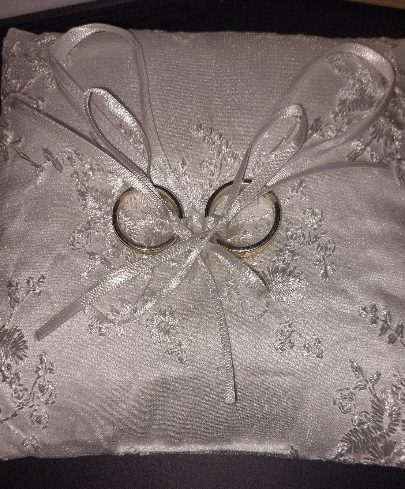 Ring kussentje, Ophalen of Verzenden, Zo goed als nieuw, Versiering, Geboorte of Huwelijk