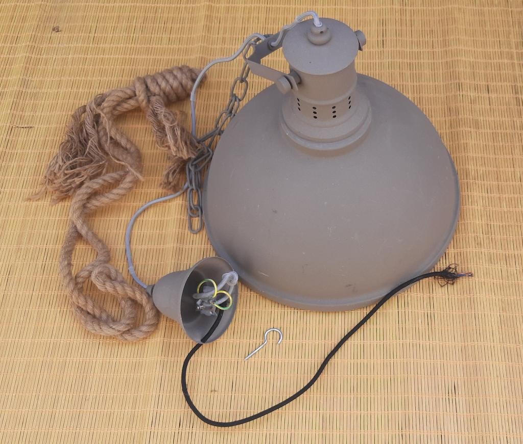 Mooie vrij grote industriële hang lamp., Ophalen, Industriële fabriek werkplaats, Zo goed als nieuw, Metaal