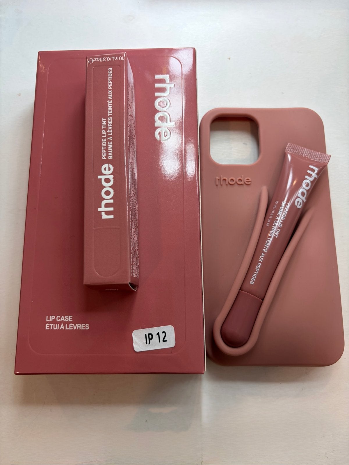 Rhode Lip Case & lip gloss voor iPhone 12 - toast, Telecommunicatie, Mobiele telefoons | Hoesjes en Frontjes | Apple iPhone, Nieuw