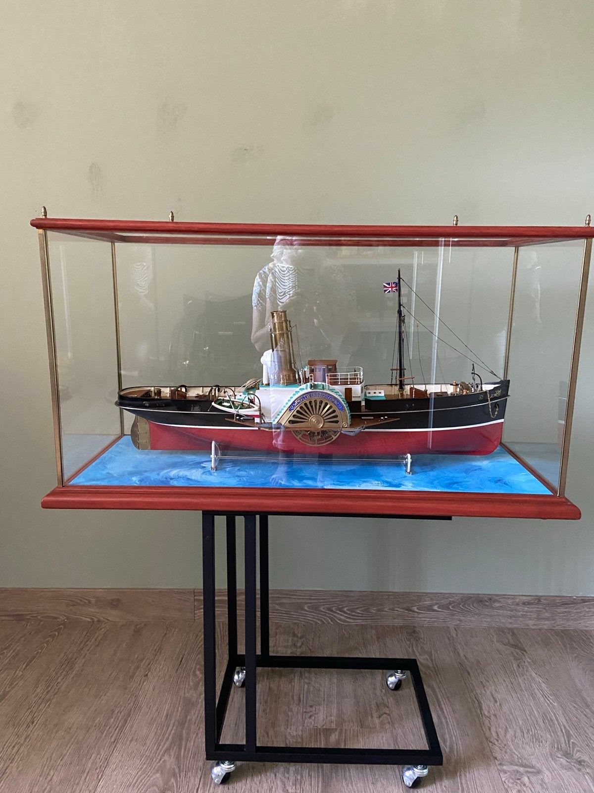 Prachtig Raderschip Model in Vitrine - 92x38x50 cm, Ophalen, Nieuw