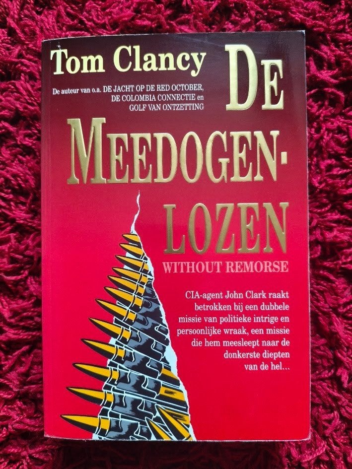 De meedogenlozen ( Tom Clancy ) soft cover boek, Boeken, Ophalen of Verzenden, Gelezen