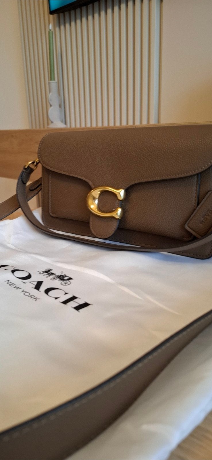 Nieuwe Coach Tabby 26 tas, Sieraden, Tassen en Uiterlijk, Ophalen of Verzenden, Nieuw, Bruin, Schoudertasje