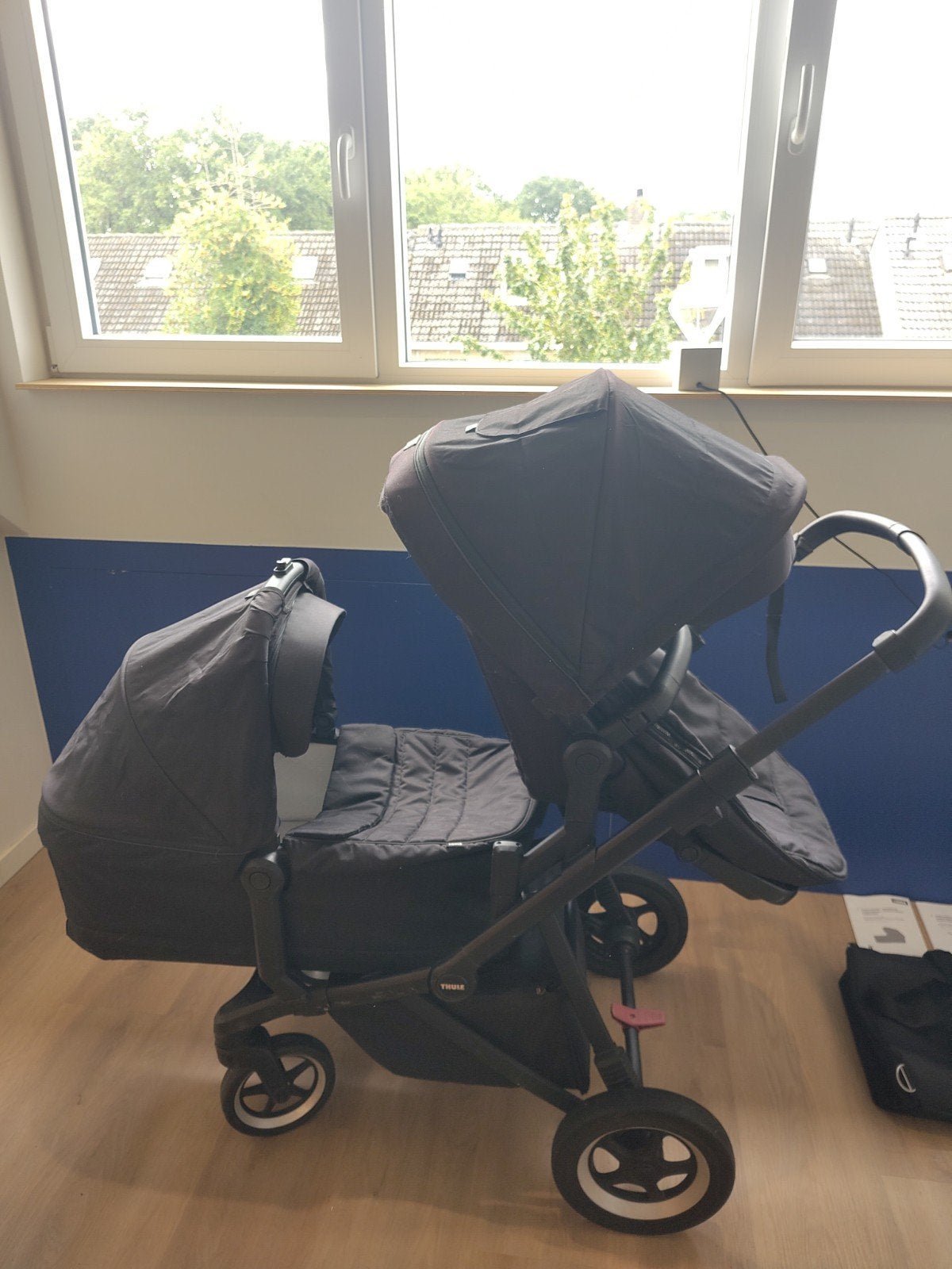 Kinderwagen Thule Sleek Black + accessoires, Gebruikt, Duowagen, Ophalen, Kinderwagen