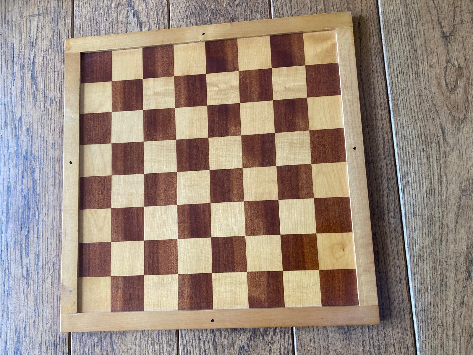 Houten schaakbord met dambrikken, Hobby en Vrije tijd, Gezelschapsspellen | Bordspellen, Een of twee spelers, Ophalen of Verzenden