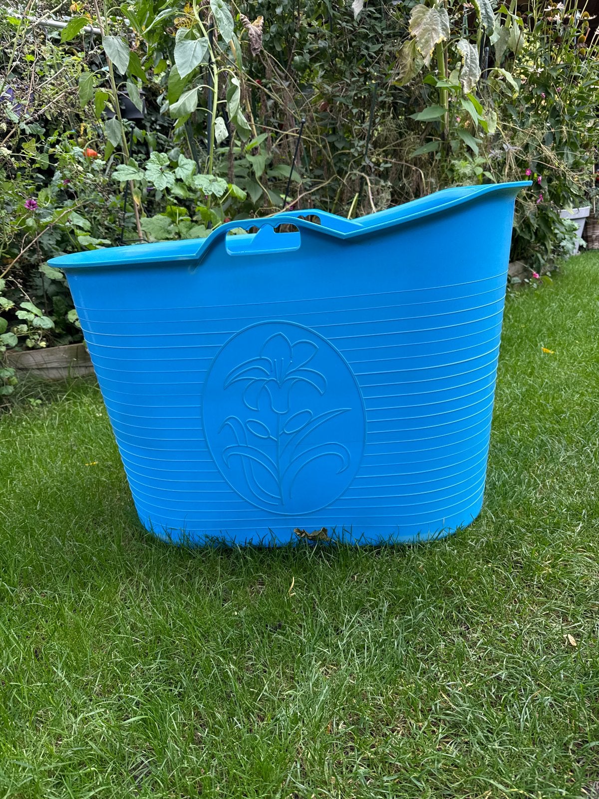 Bath Bucket XL - Blauw kunststof bad met kraantje, Gebruikt, Badje, Standaard, Ophalen