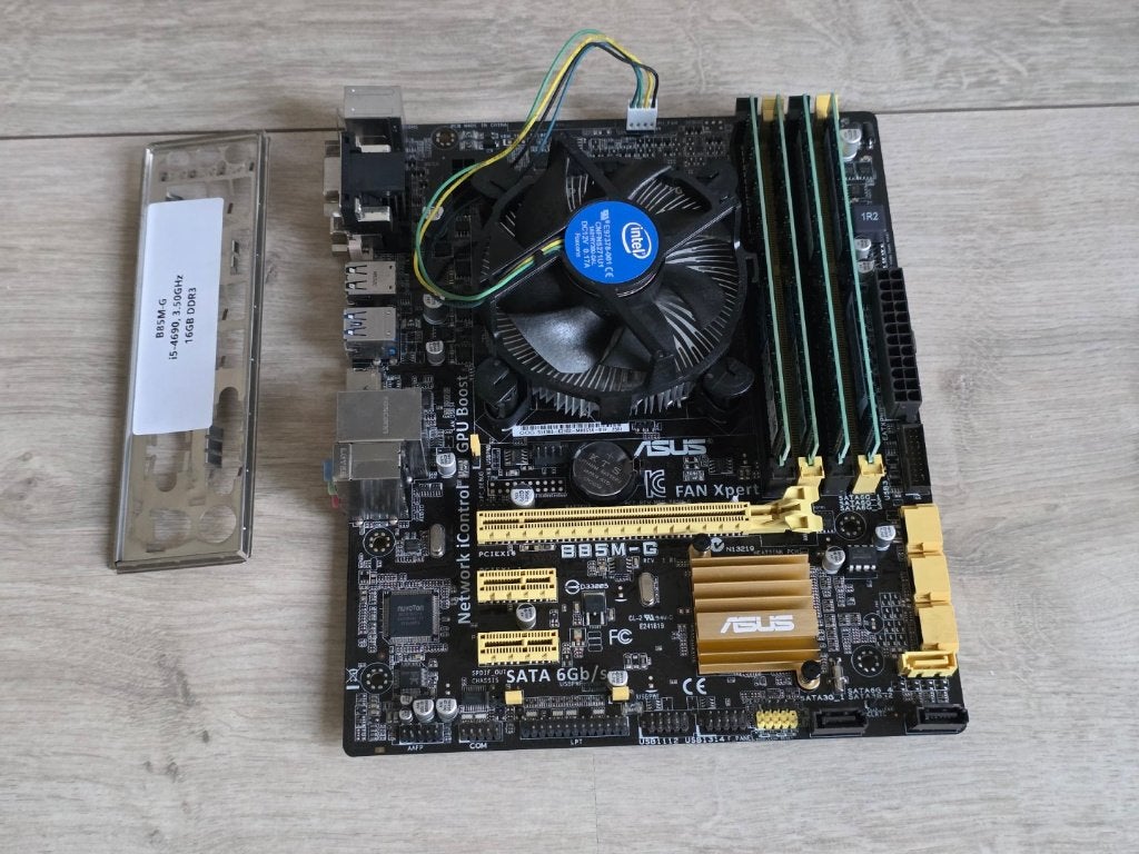 tk:Asus B85M-G Moederbord + Intel i5-4690, 16GB Ram, S1150, Computers en Software, Ophalen of Verzenden, Gebruikt, DDR3