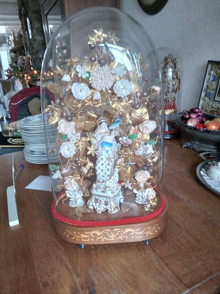 set maria met kind onder stolp en bloemenkrans, Ophalen of Verzenden