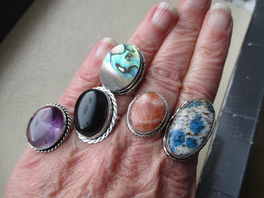 partij natuursteen mix ringen, Sieraden, Tassen en Uiterlijk, Ringen, Nieuw, Ophalen of Verzenden, 17 tot 18, Met edelsteen