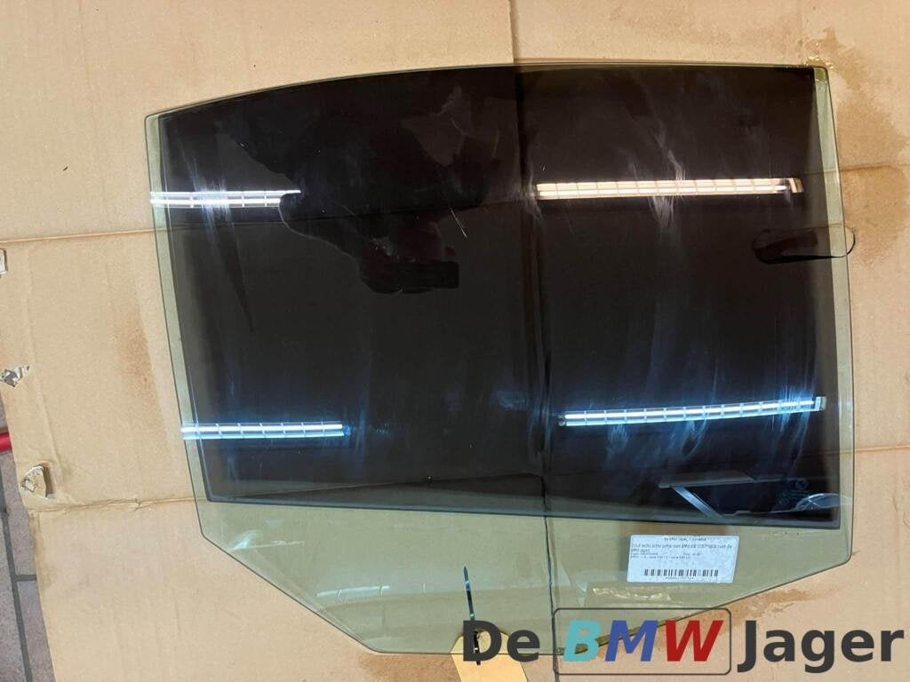Zijruit rechts achter portier raam BMW E60 51357110636 zwart, Gebruikt, Ophalen of Verzenden, BMW