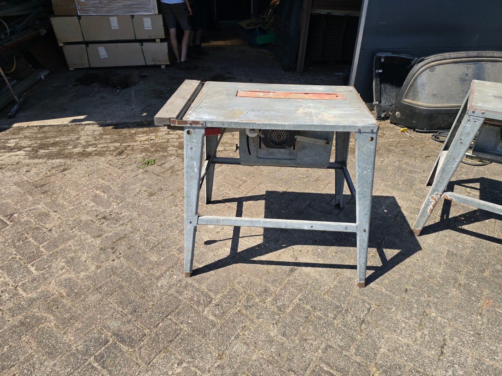 Zaagtafel 2x, Doe-het-zelf en Verbouw, Gereedschap | Zaagmachines, Ophalen, Gebruikt, Cirkelzaag, 30 tot 70 mm