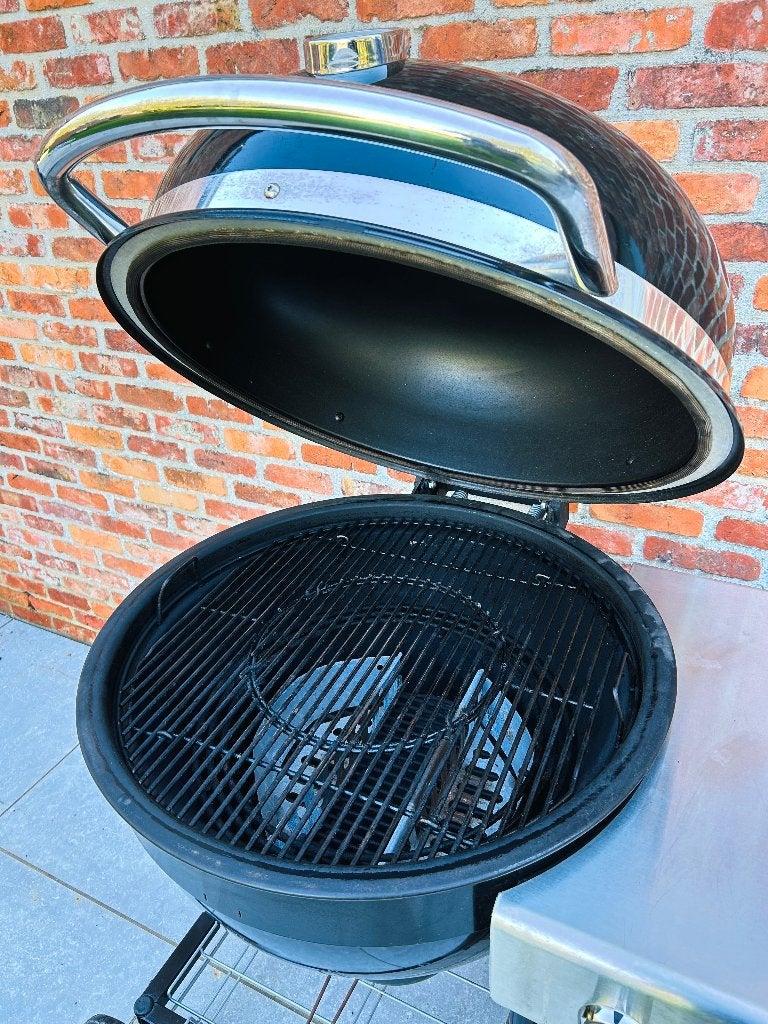 Foto 6 van Weber Summit Kamado S6 Charcoal Grill Center