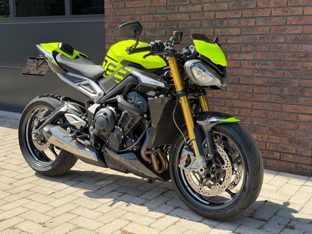 Triumph Street Triple 765 RS Moto2 #473 / 765 met Extras!, Motoren, Occasion, Bedrijf, 765 cc, Meer dan 35 kW
