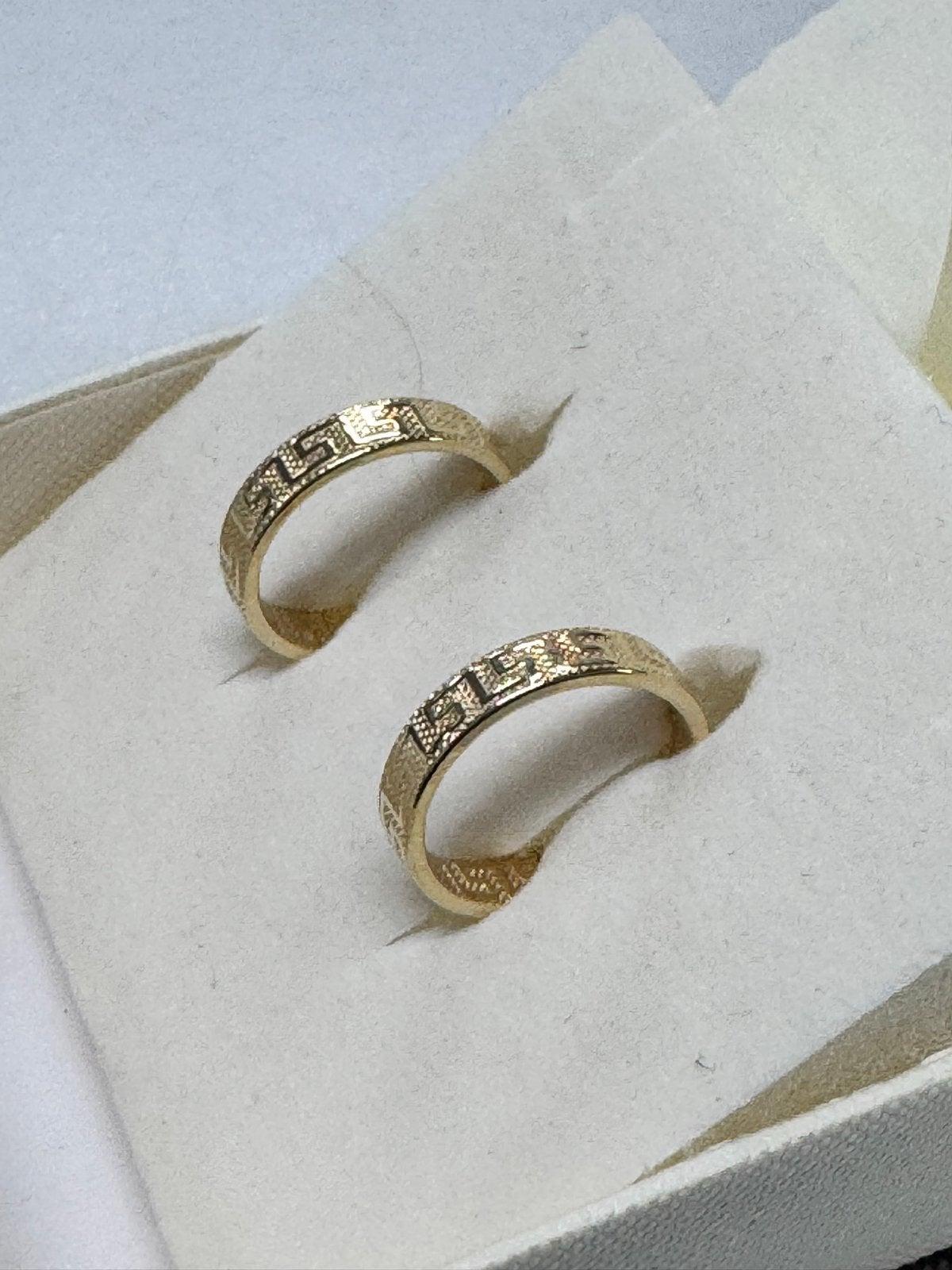 18K Gouden Creolen Meander 18mm, Hangers, Ophalen of Verzenden, Zo goed als nieuw, Goud