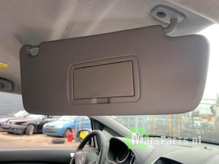 Zonneklep van een Opel Corsa, Gebruikt, -, -, Opel