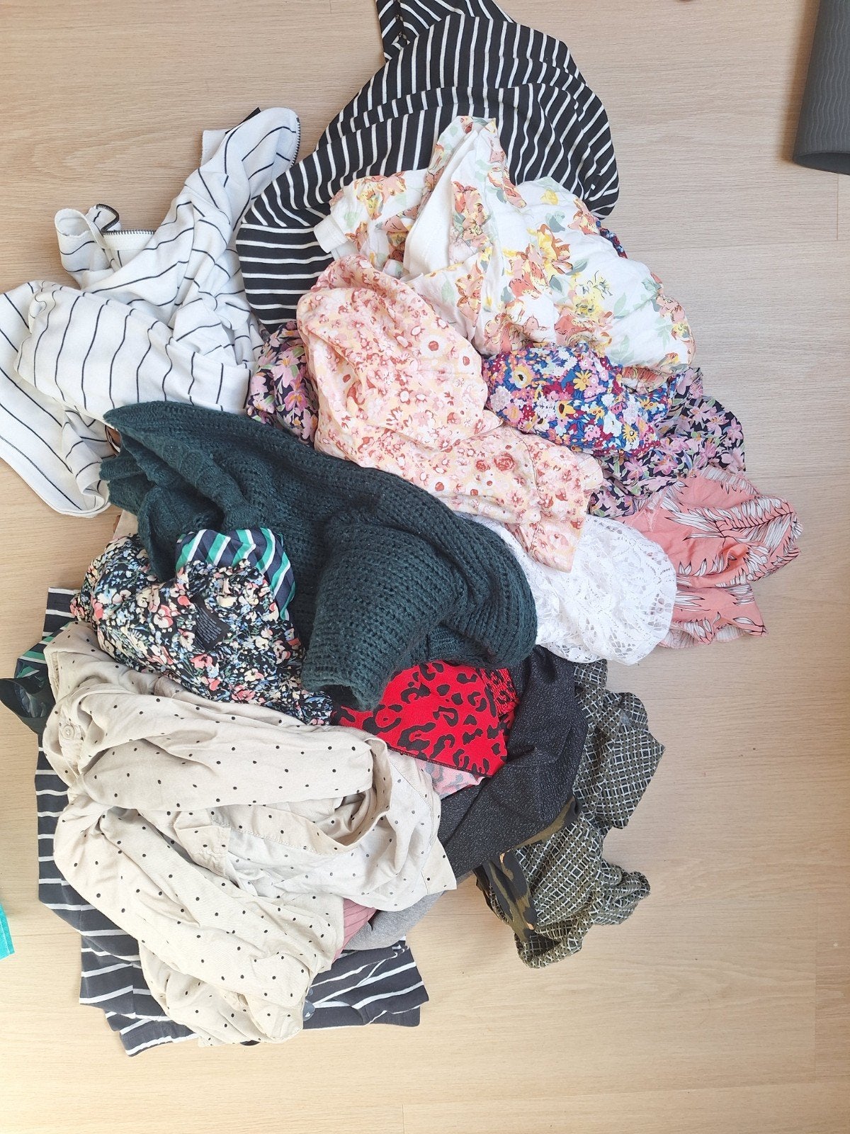 Dames kleding maat s, Ophalen