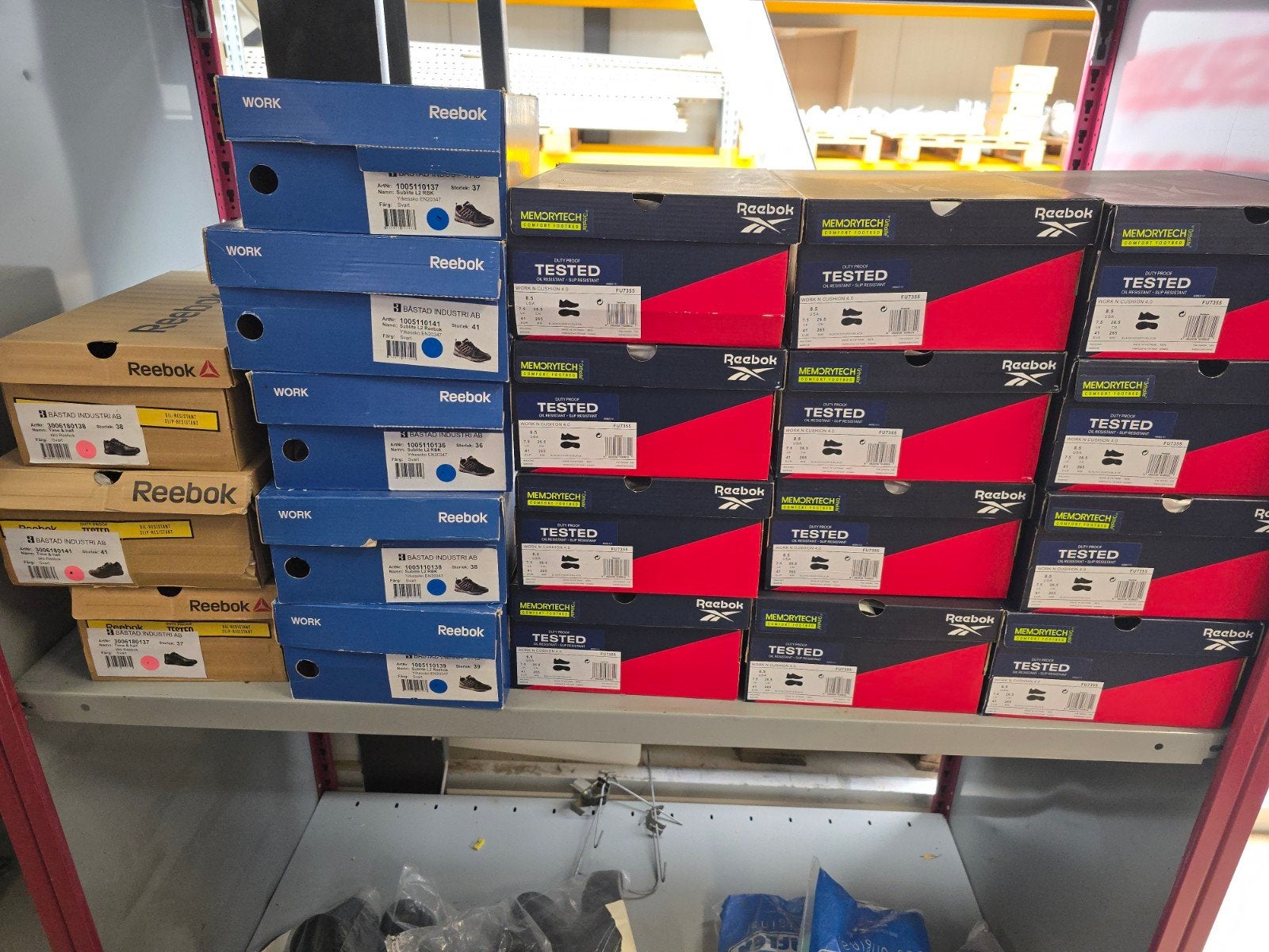 Partij Reebok schoenen 20 paar, Kleding | Heren, Ophalen of Verzenden, Nieuw, Zwart, Reebok