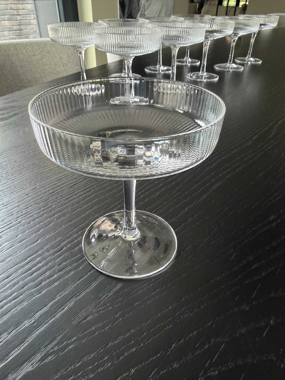 Ferm Living Ripple Champagneglazen - 10 stuks, Ophalen of Verzenden, Zo goed als nieuw, Glas, Glas of Glazen