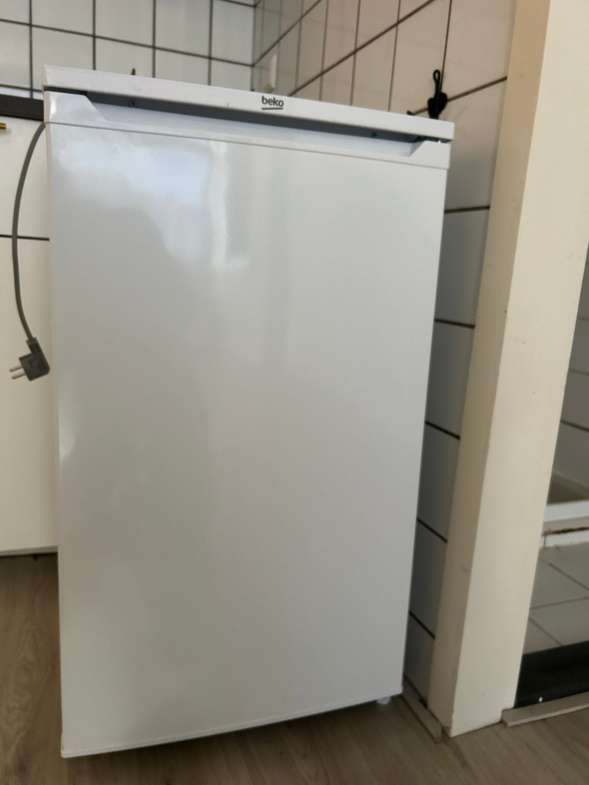 Beko Koelkast - Compact en Efficiënt NIEUW!, Zonder vriesvak, 100 tot 150 liter, Zo goed als nieuw, 45 tot 60 cm