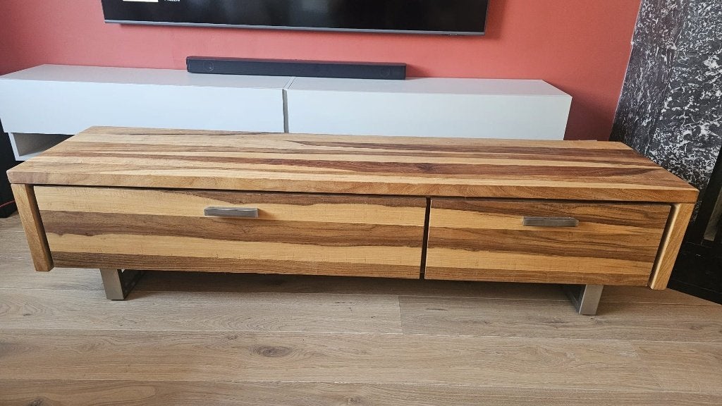 Massief Houten TV meubel, Ophalen, 150 tot 200 cm, Teakhout, Zo goed als nieuw