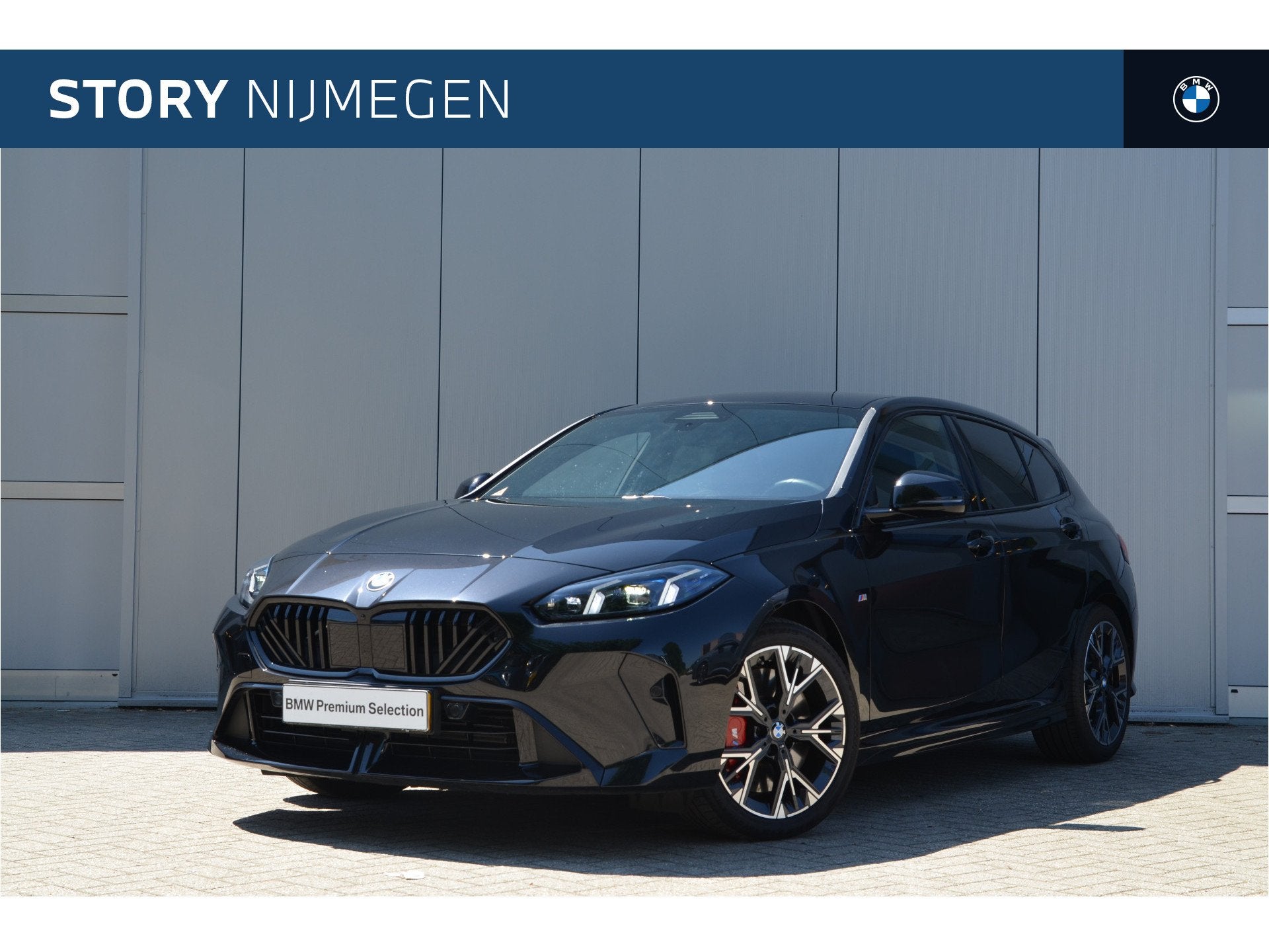 BMW 1 Serie 120 M Sport Automaat / Sportstoelen / Adaptieve, Auto's, BMW, Met garantie (alle), Zwart, Bedrijf, 19 km/l