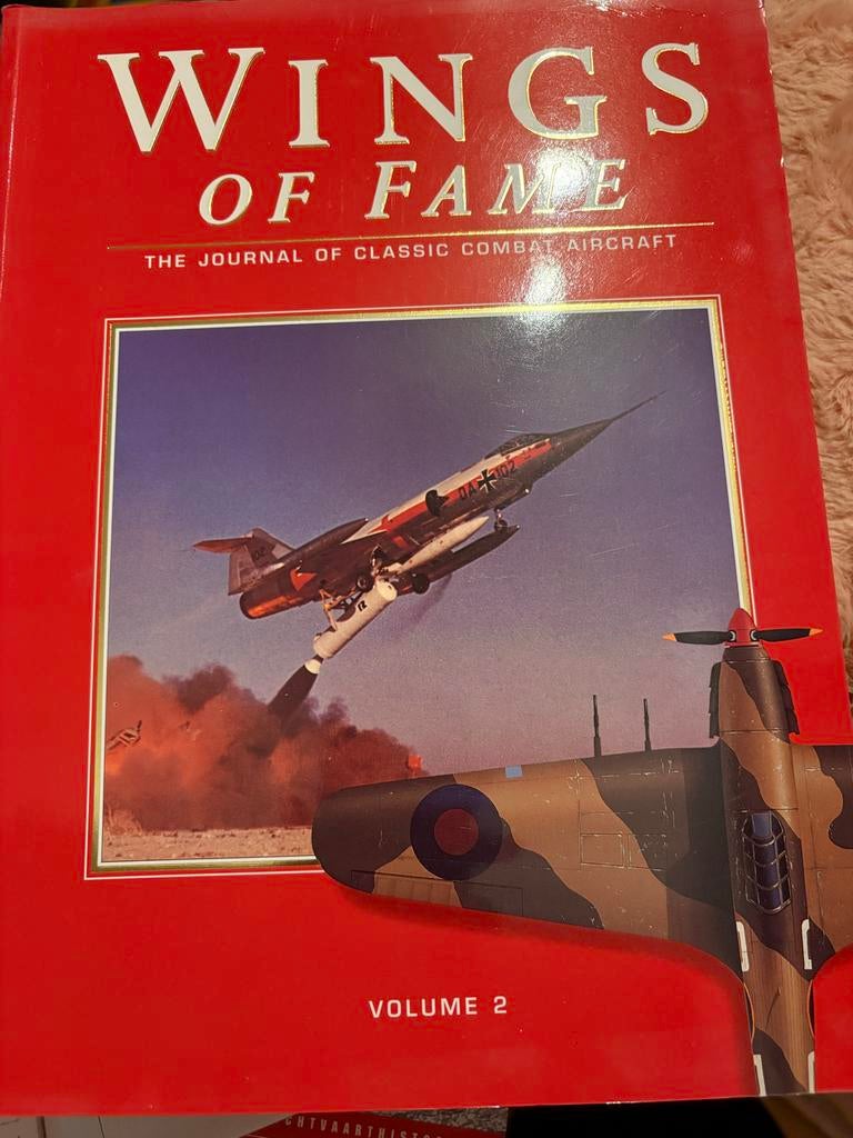 Wings of Fame Volume 2, Verzamelen, Ophalen of Verzenden, Zo goed als nieuw, Boek of Tijdschrift