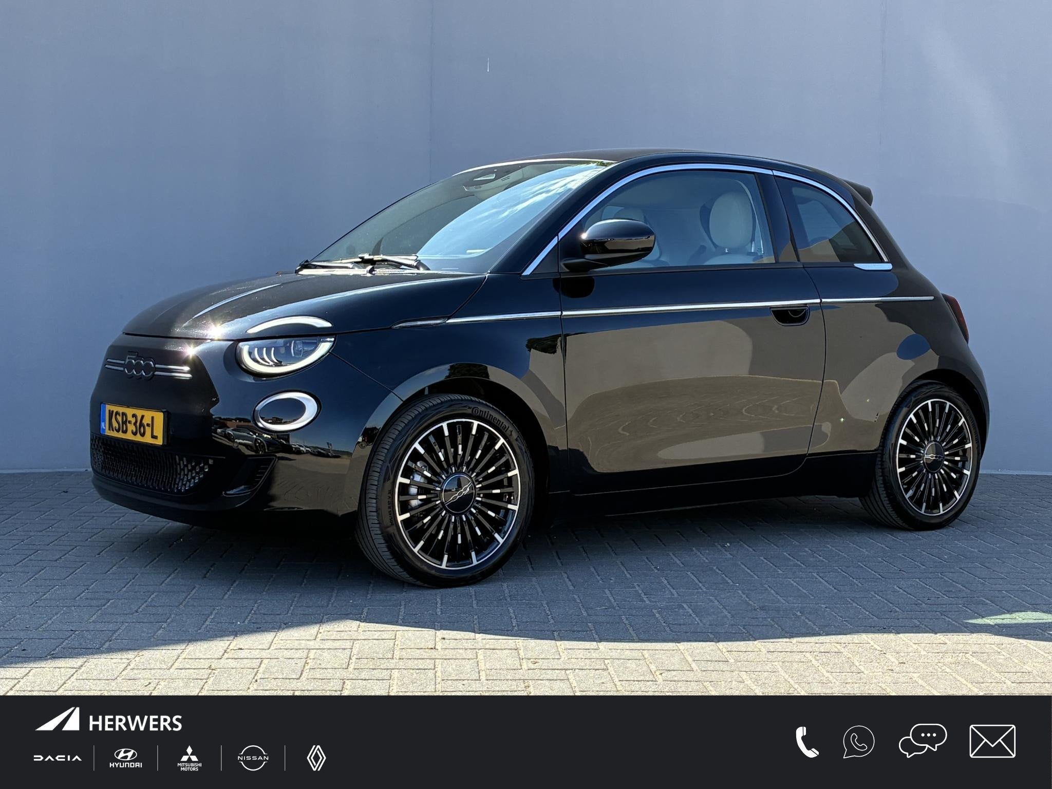 Fiat 500e La Prima 42 kWh / SOH 94% / Apple Carplay/Android, Auto's, Fiat, Gebruikt, 118 pk, 4 stoelen, Zwart