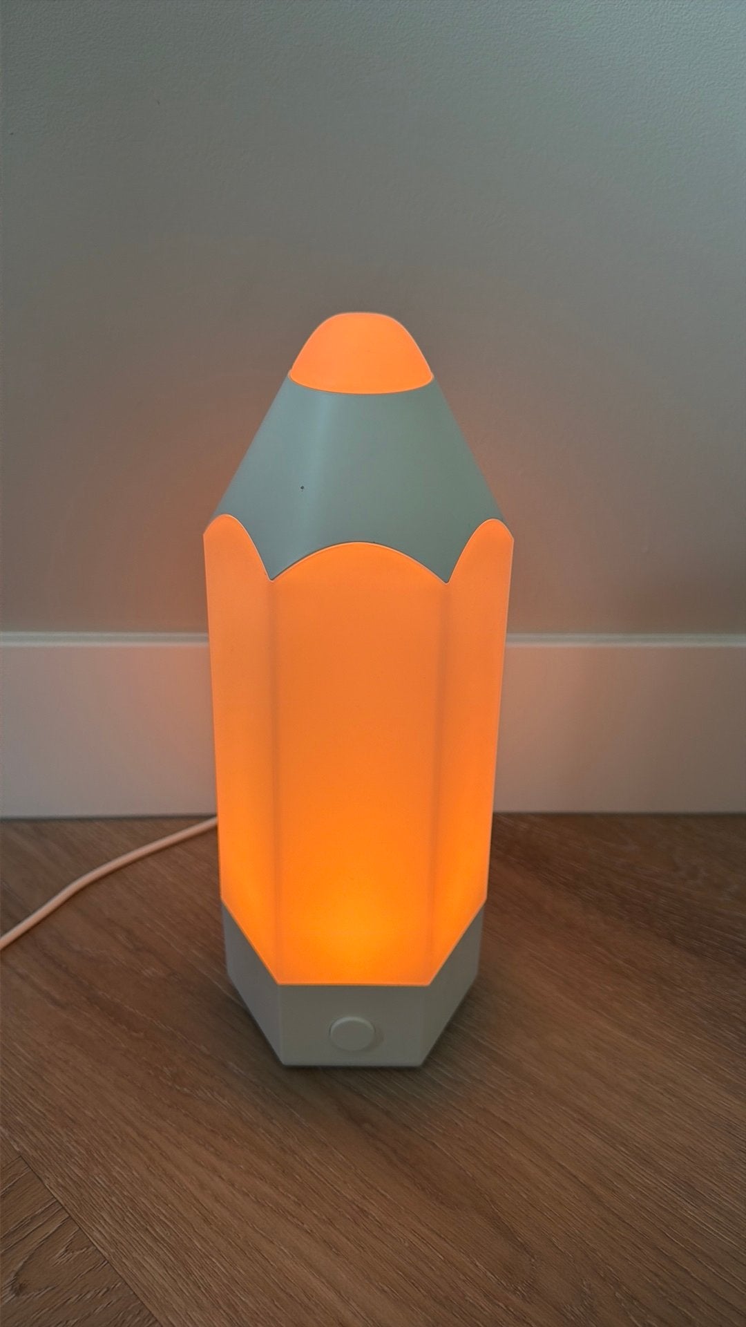 Mooie Ikea potlood lamp, Kunststof, Gebruikt, Art deco, Kinderlamp