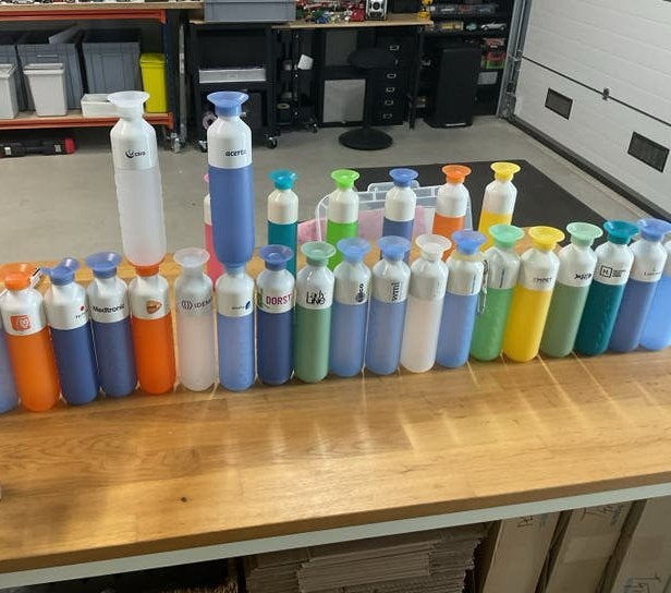 Heel veel doppers in bijna alle kleuren per stuk te koop, Ophalen, Zo goed als nieuw