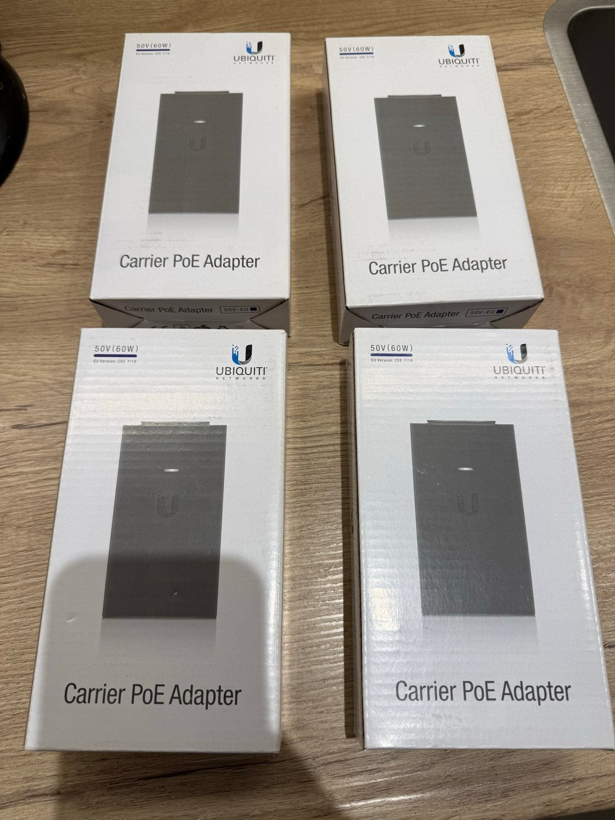 Ubiquiti Carrier PoE Adapter 50V (60W) - Nieuw in doos, Ophalen of Verzenden, Nieuw